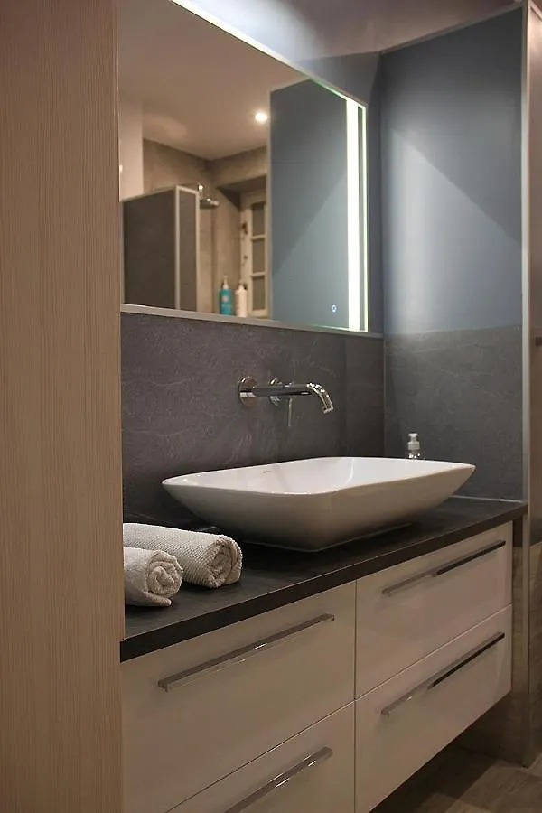 Sopot, Big Apartment For 6!!! Air Condition, Jacuzzi 0*, 소포트 폴란드